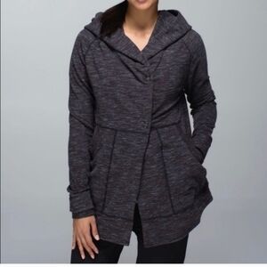 Lululemon find your centre wrap